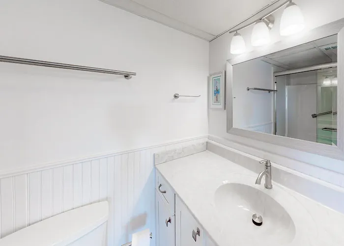 Surfs Edge 400 Apartment
